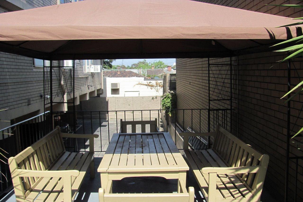 Apartments On Flemington Мелбърн Екстериор снимка